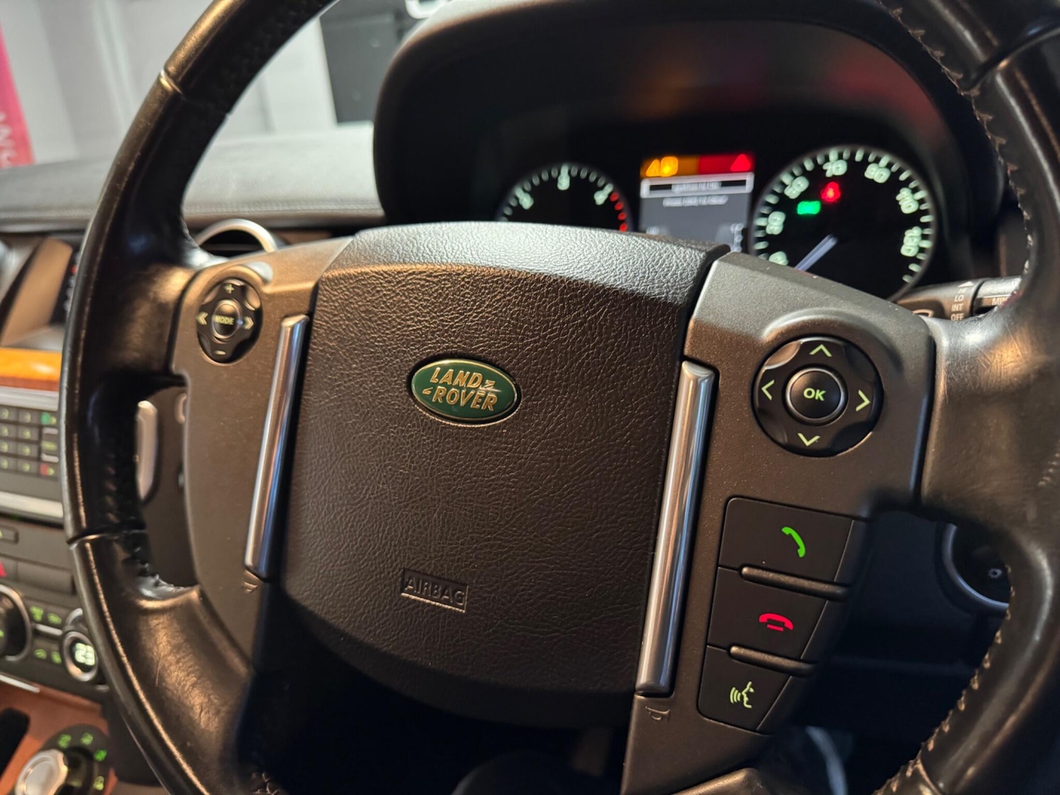 Used Land Rover Discovery 4 2010 for sale - 76371690: Photo 40