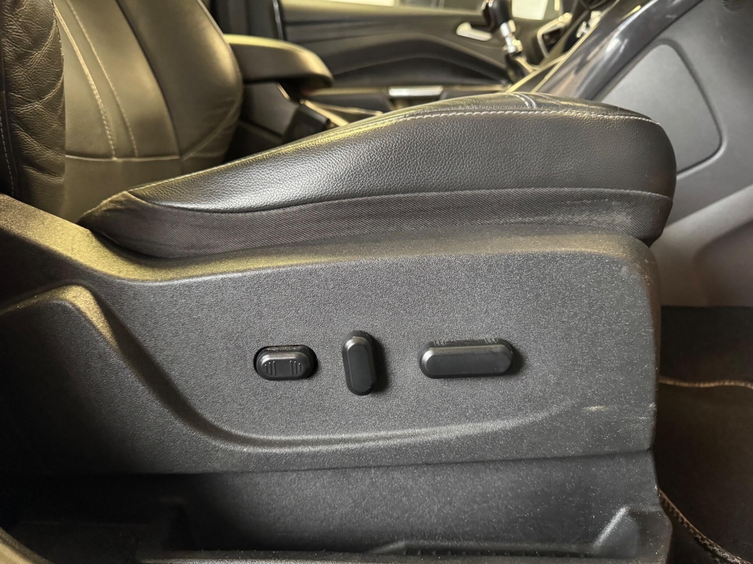 Used Ford Kuga 2014 for sale - 77330337: Photo 22