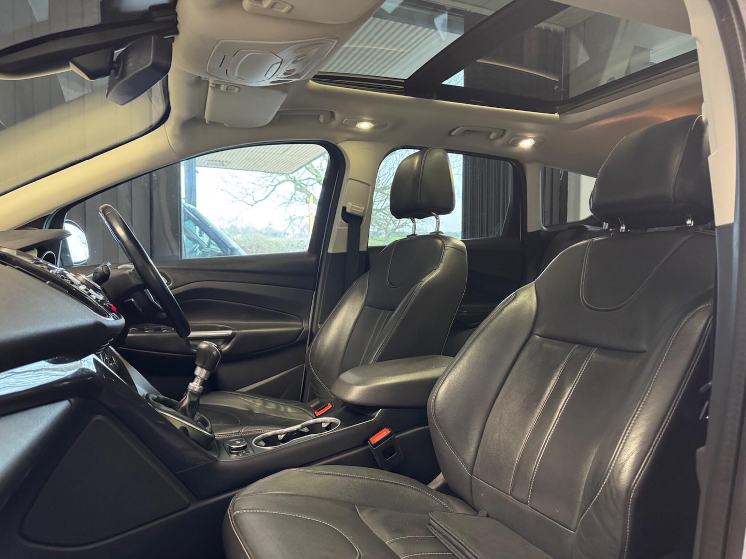 Used Ford Kuga 2014 for sale - 77330337: Photo 29