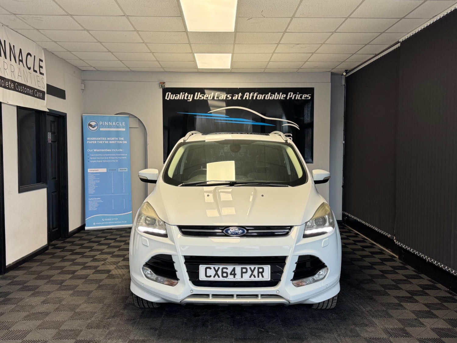 Used Ford Kuga 2014 for sale - 77330337: Photo 3