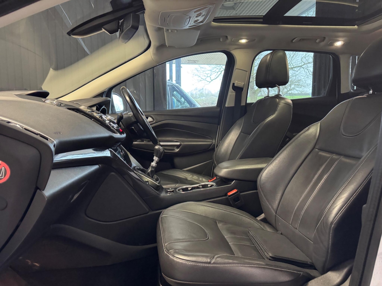 Used Ford Kuga 2014 for sale - 77330337: Photo 30