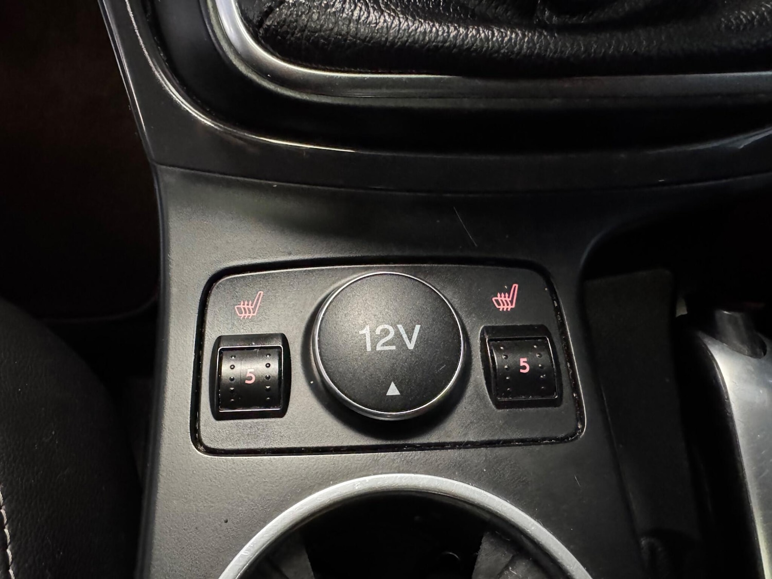 Used Ford Kuga 2014 for sale - 77330337: Photo 35