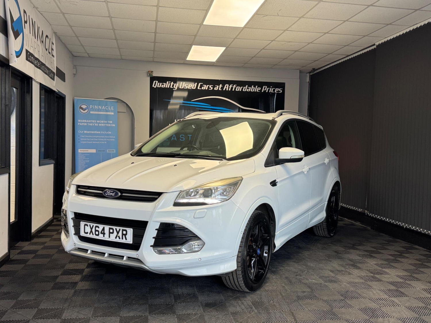Used Ford Kuga 2014 for sale - 77330337: Photo 5