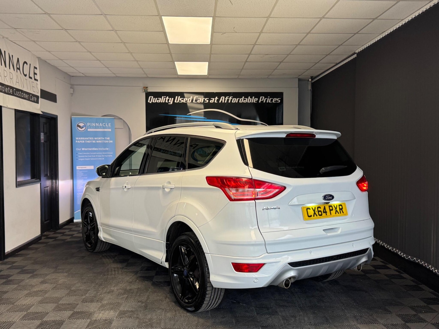 Used Ford Kuga 2014 for sale - 77330337: Photo 7