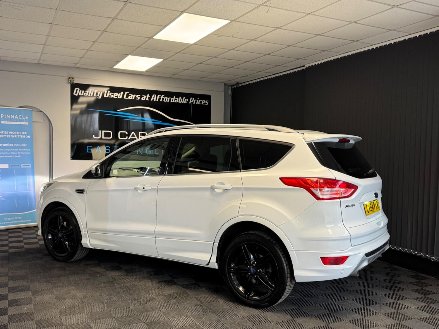 Used Ford Kuga 2014 for sale - 77330337: Photo 8