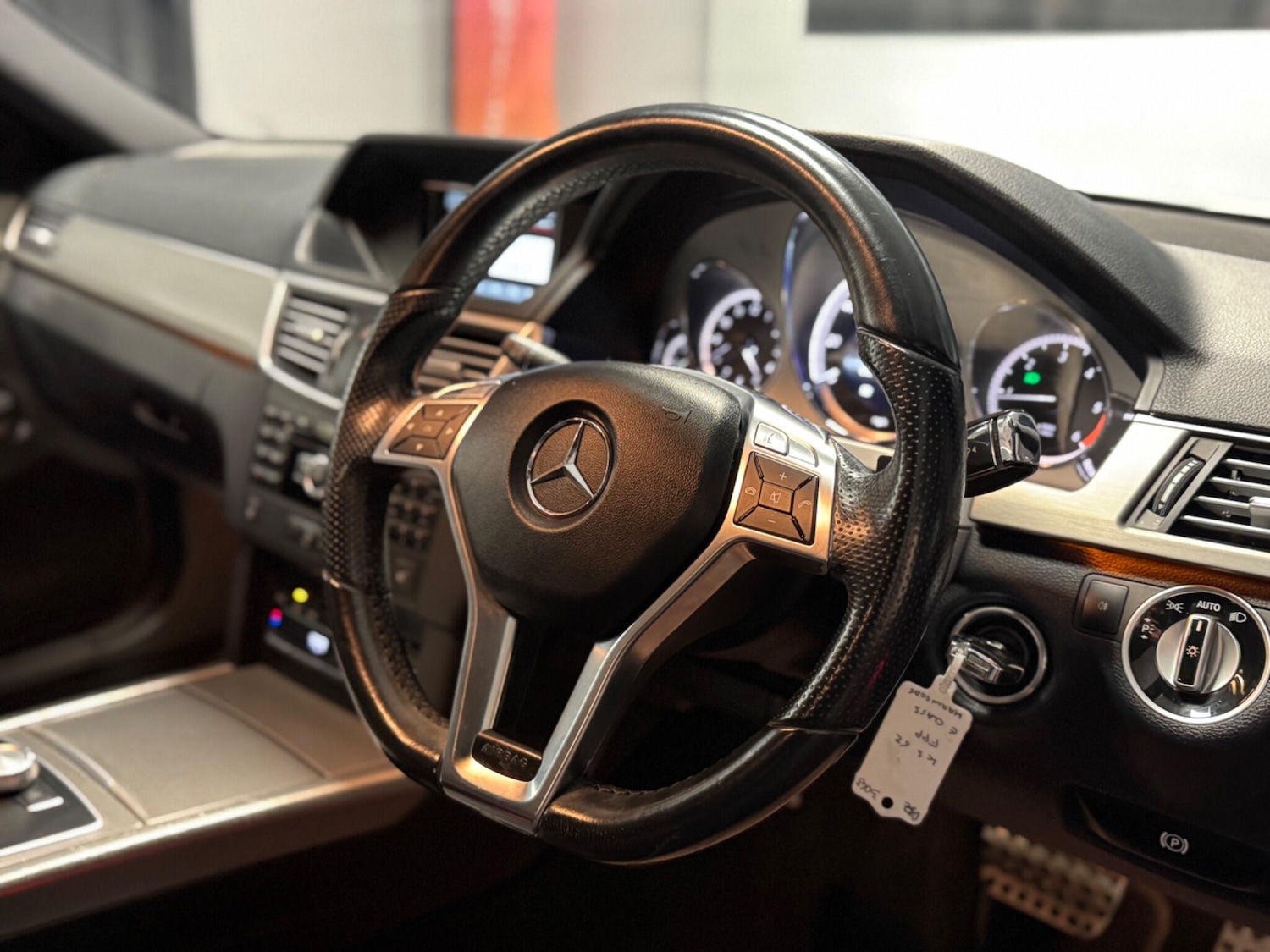 Used Mercedes-Benz E Class for sale - 76997261: Photo 19