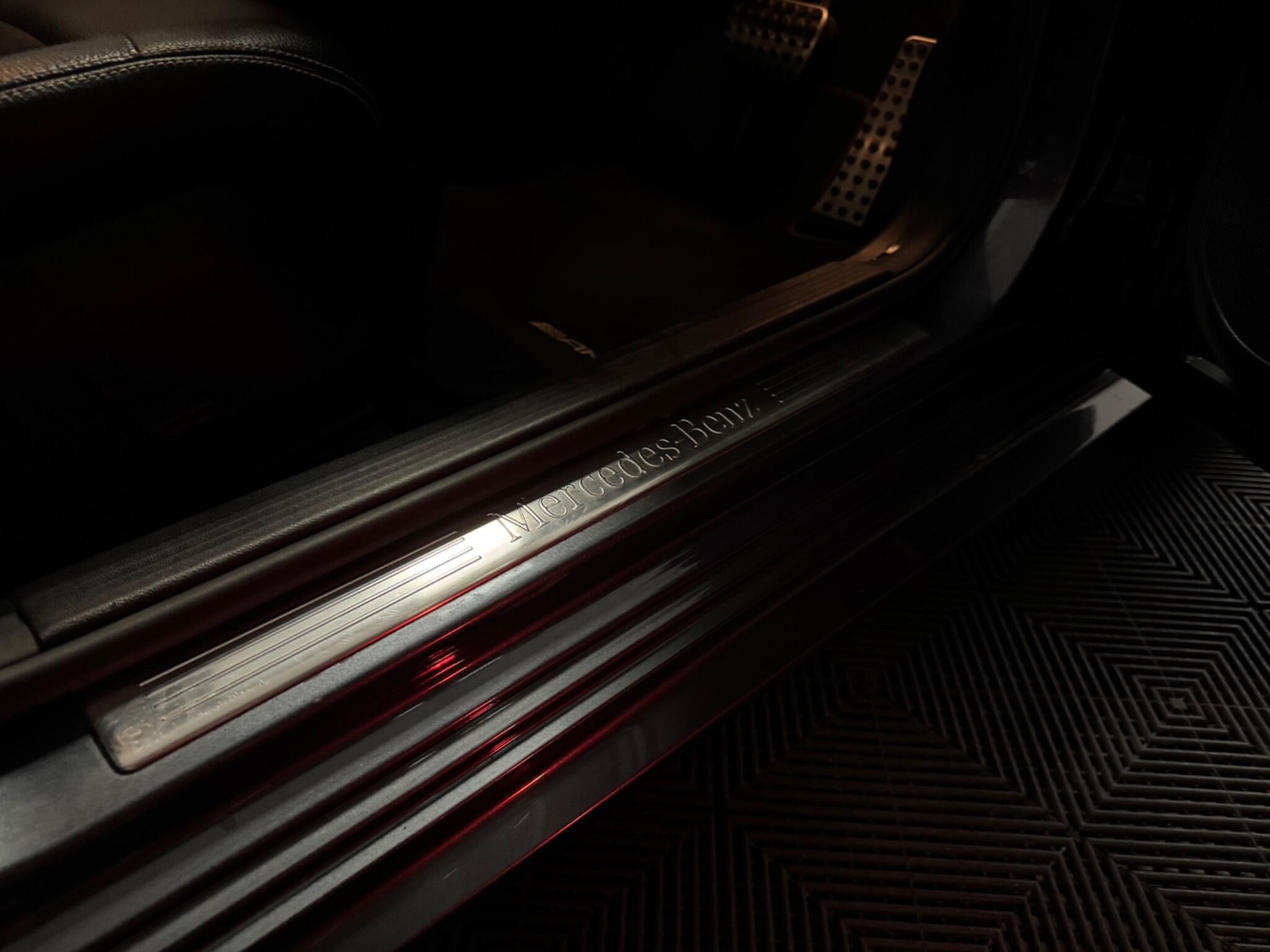 Used Mercedes-Benz E Class for sale - 76997261: Photo 34