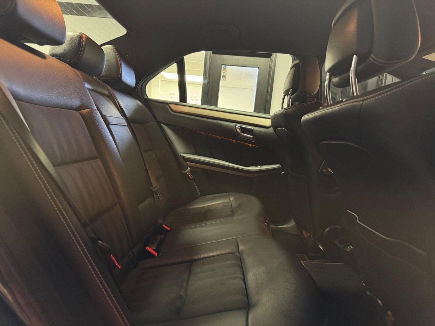 Used Mercedes-Benz E Class for sale - 76997261: Photo 36