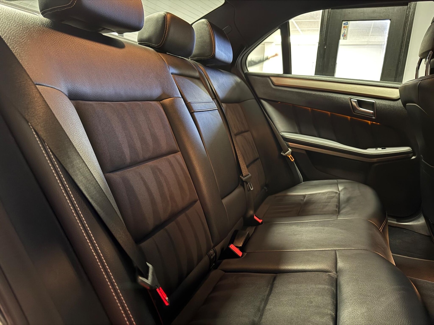 Used Mercedes-Benz E Class for sale - 76997261: Photo 37