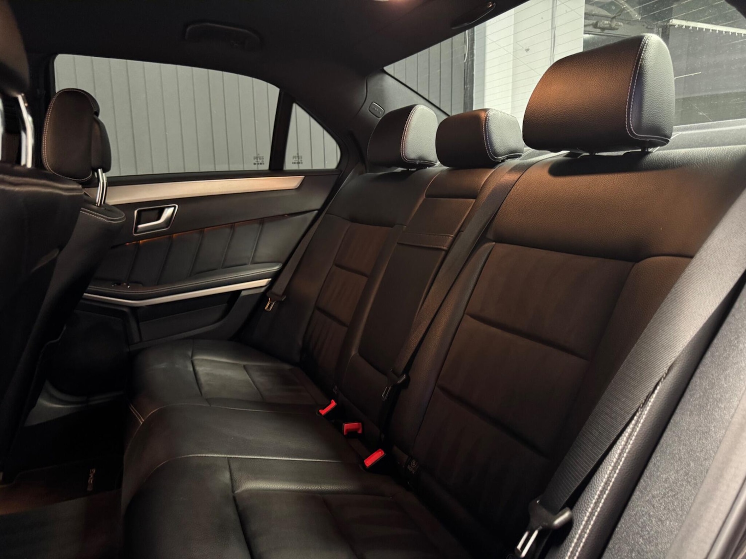 Used Mercedes-Benz E Class for sale - 76997261: Photo 40