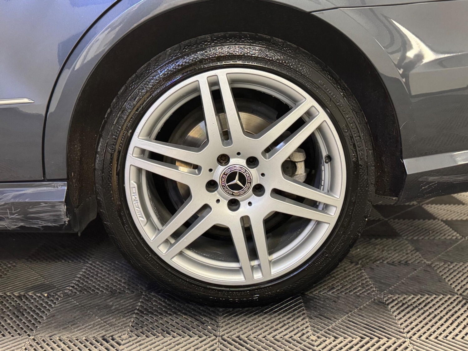 Used Mercedes-Benz E Class for sale - 76997261: Photo 46