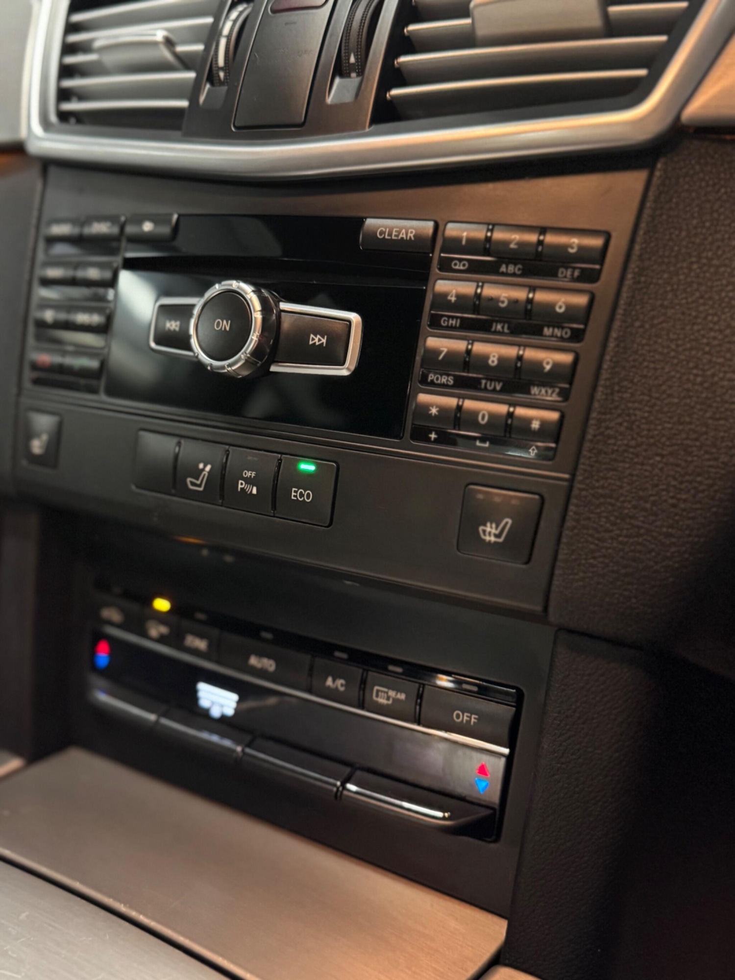 Used Mercedes-Benz E Class for sale - 76997261: Photo 47