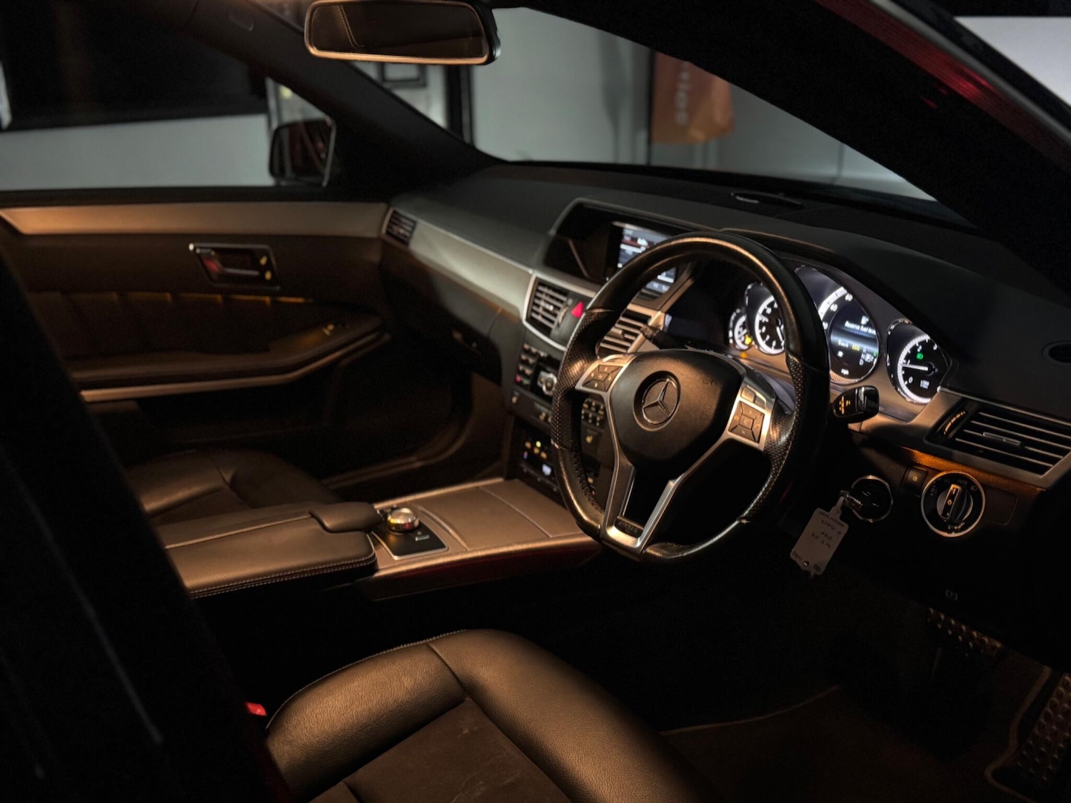 Used Mercedes-Benz E Class for sale - 76997261: Photo 51