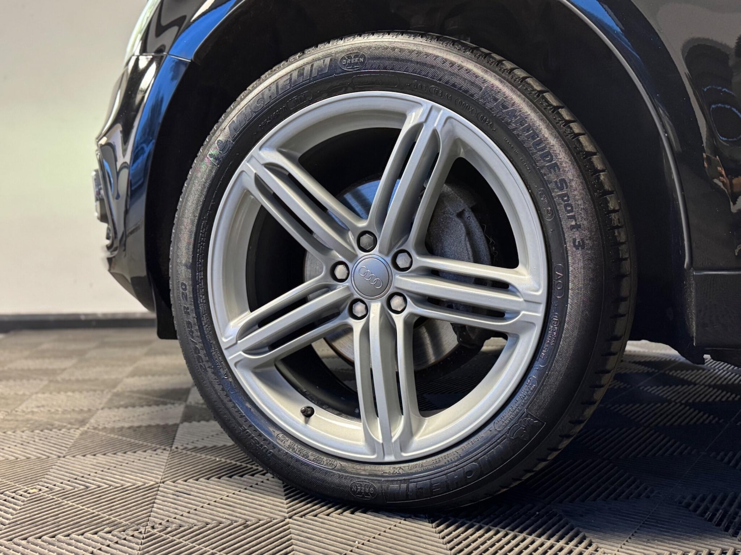 Used Audi Q5 2016 for sale - 77468577: Photo 13