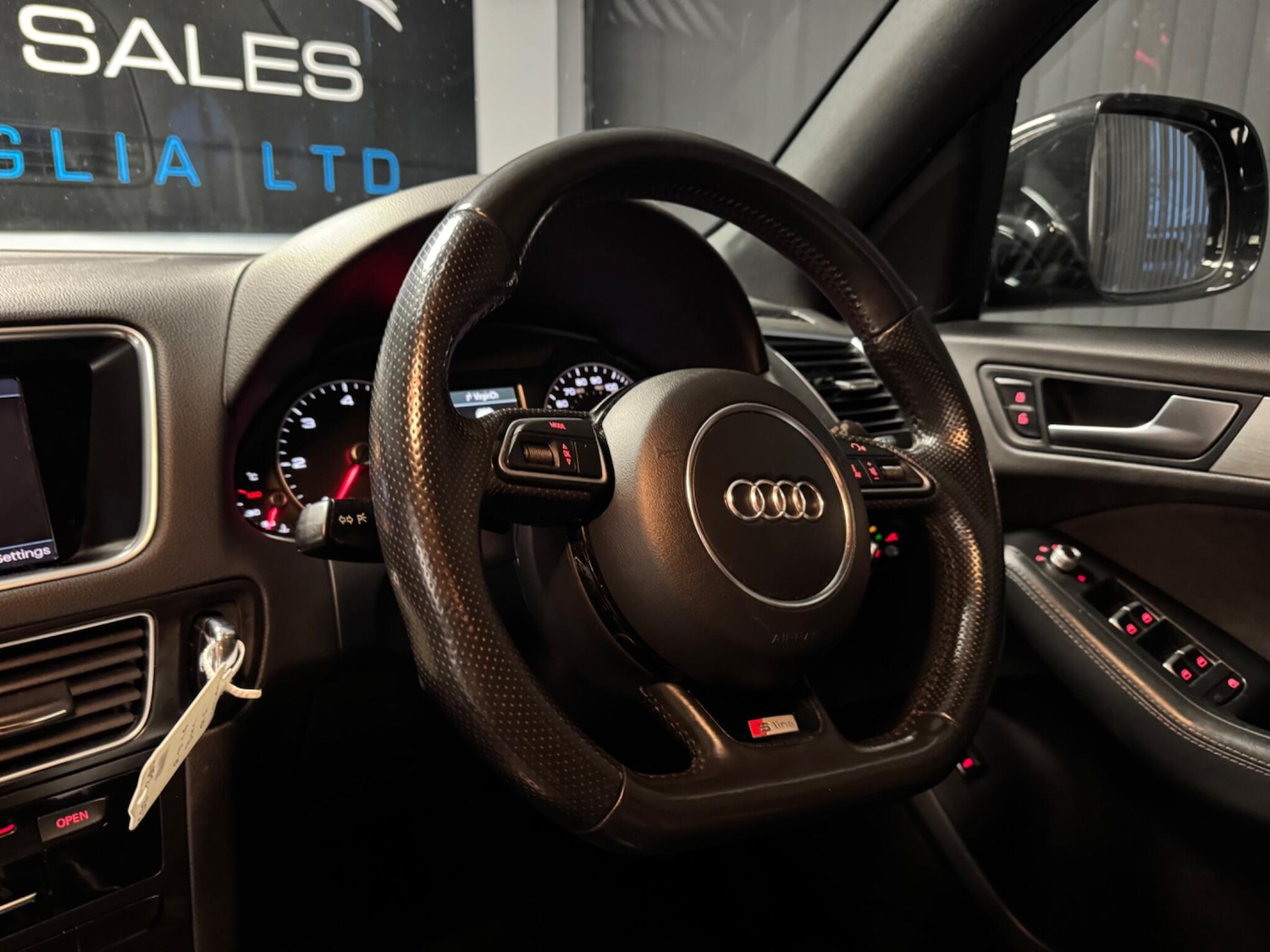 Used Audi Q5 2016 for sale - 77468577: Photo 25