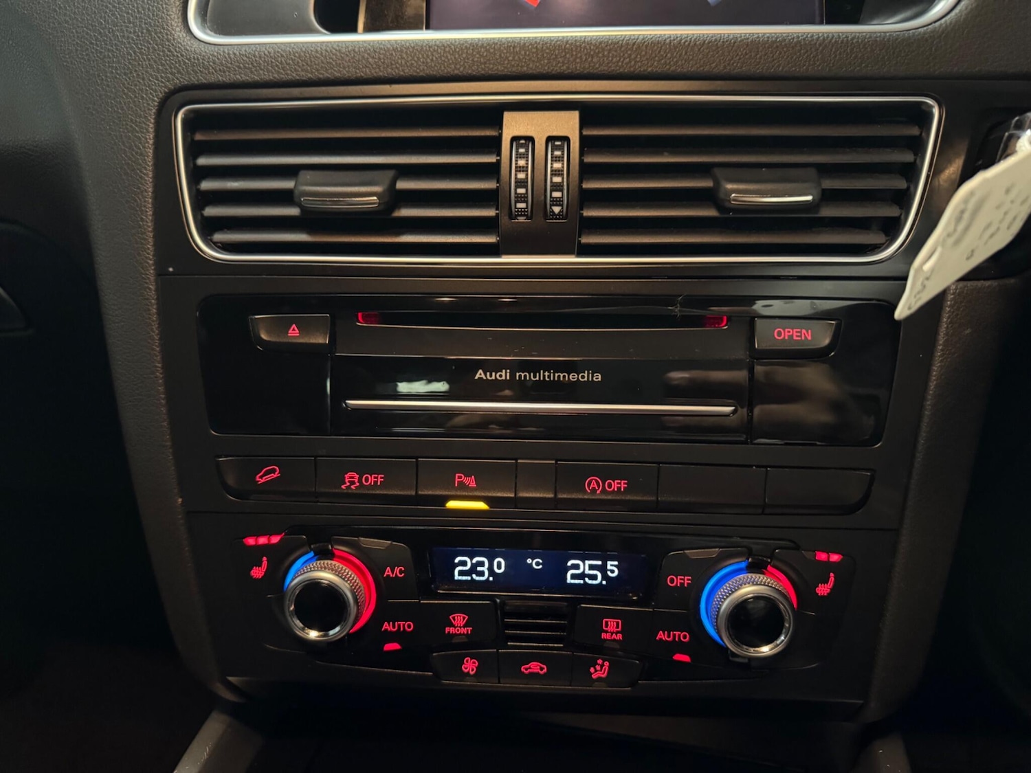 Used Audi Q5 2016 for sale - 77468577: Photo 28