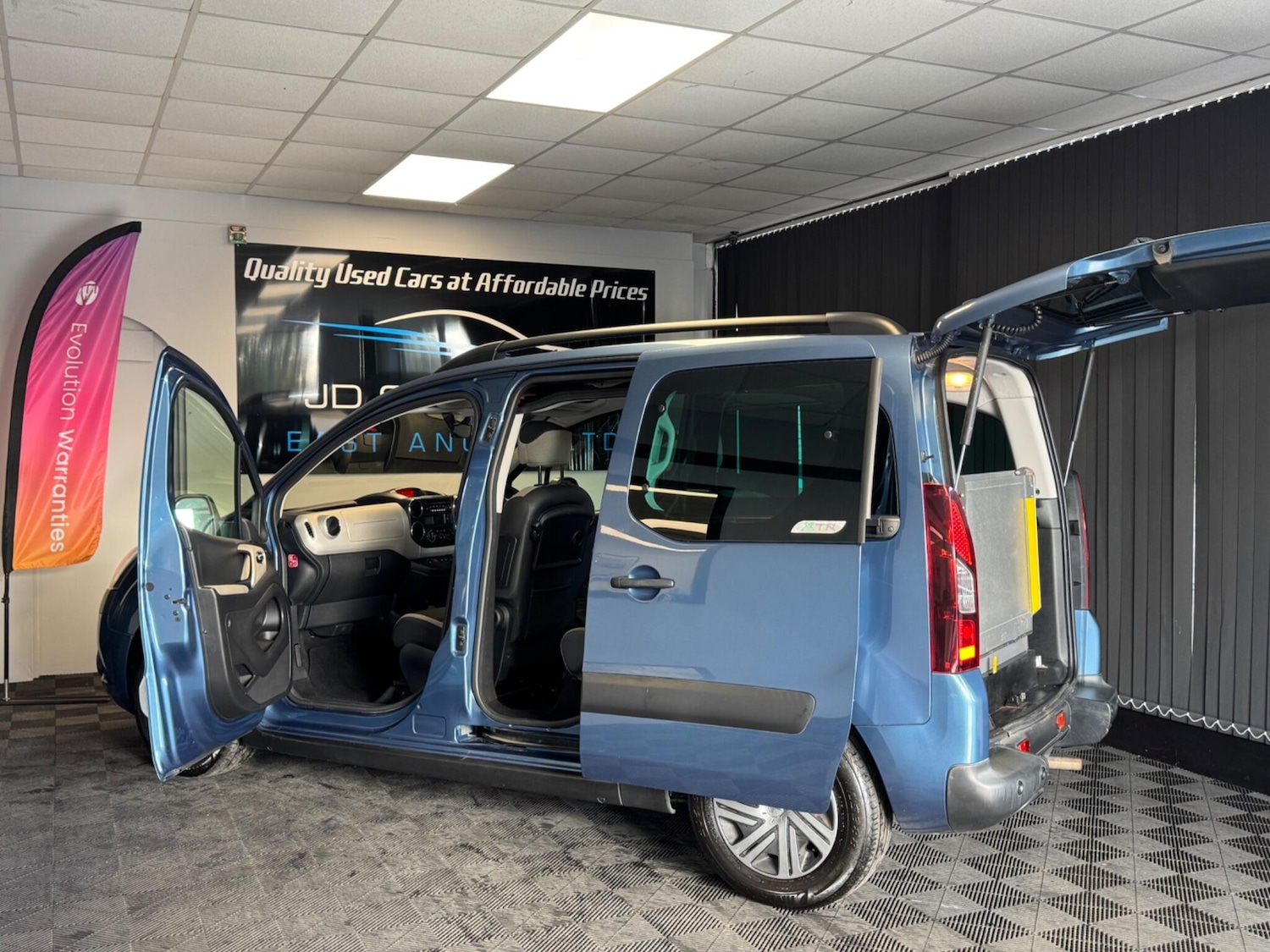 Used Citroen Berlingo 2014 for sale - 76440552: Photo 13