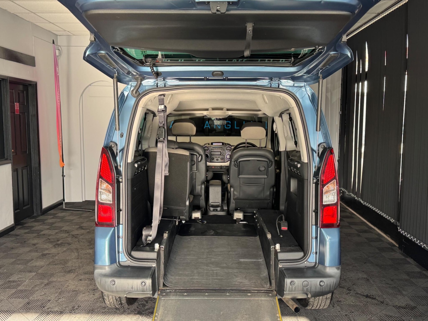 Used Citroen Berlingo 2014 for sale - 76440552: Photo 22