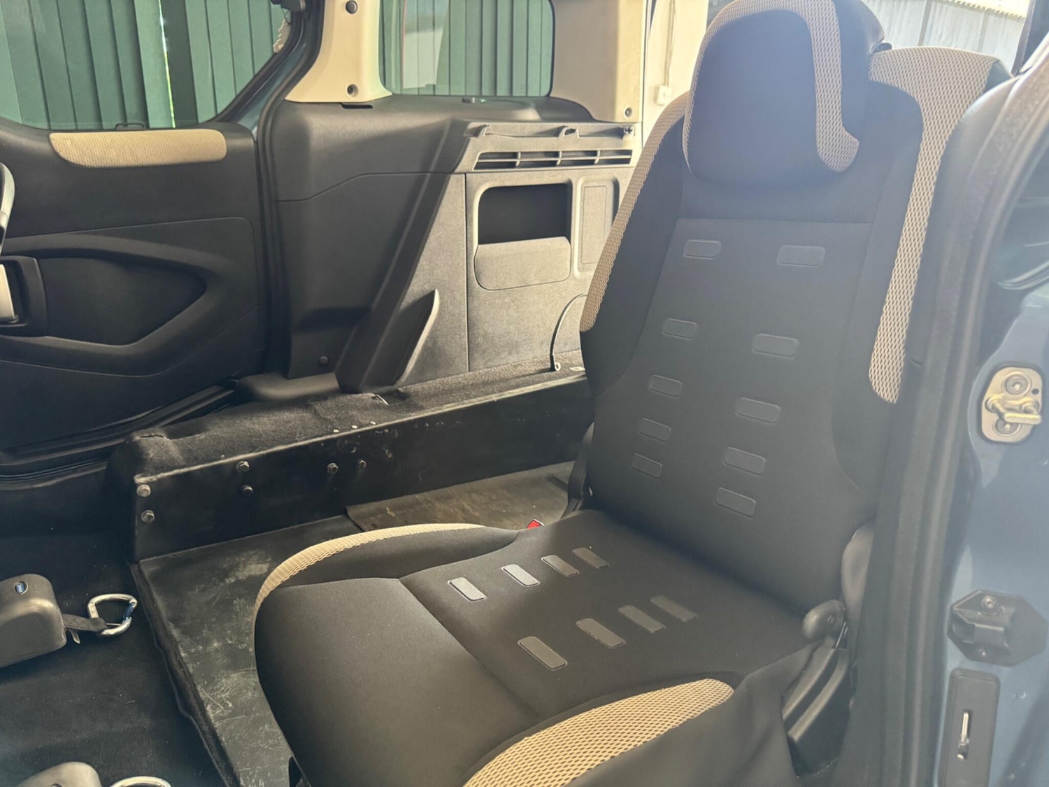 Used Citroen Berlingo 2014 for sale - 76440552: Photo 28