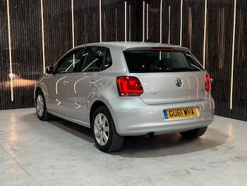 Used Volkswagen Polo 2011 for sale - 79337274: Photo