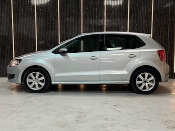 Used Volkswagen Polo 2011 for sale - 79337274: Photo