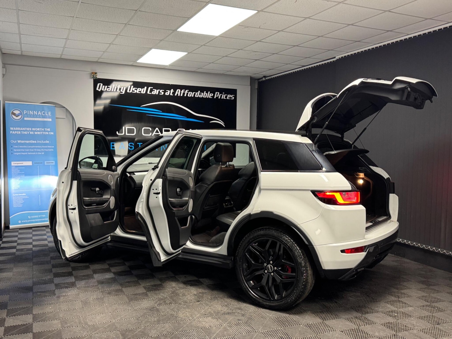 Used Land Rover Range Rover Evoque 2016 for sale - 77267291: Photo 10