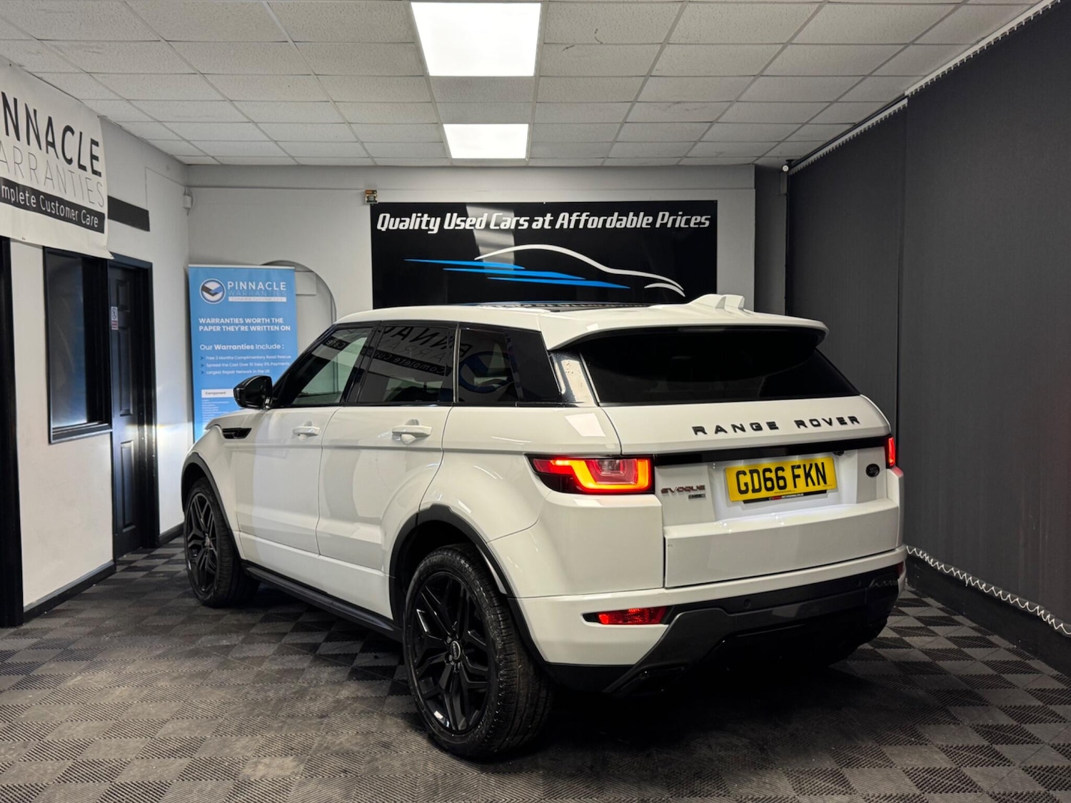 Used Land Rover Range Rover Evoque 2016 for sale - 77267291: Photo 3