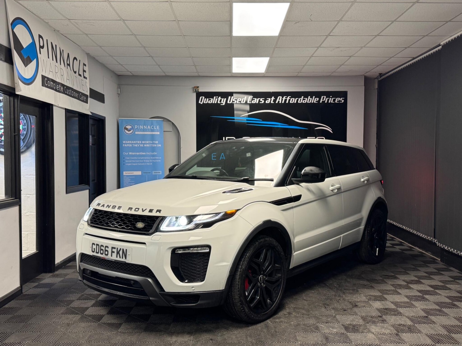 Used Land Rover Range Rover Evoque 2016 for sale - 77267291: Photo 6