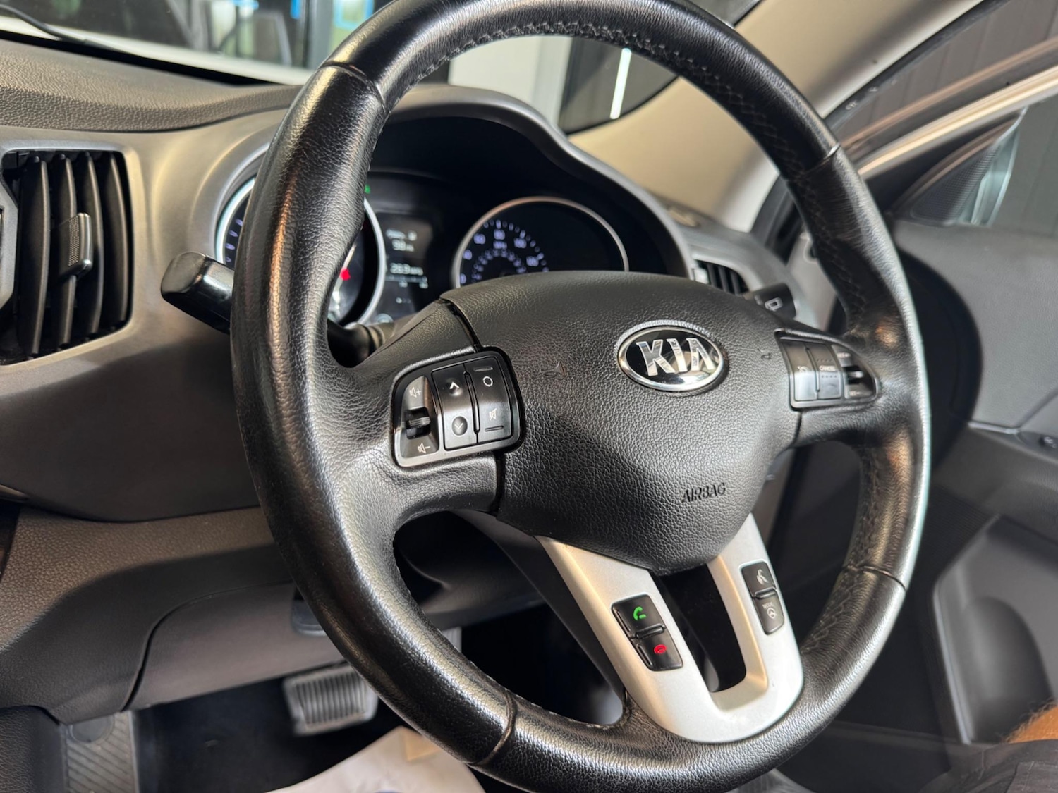 Vehicle 29