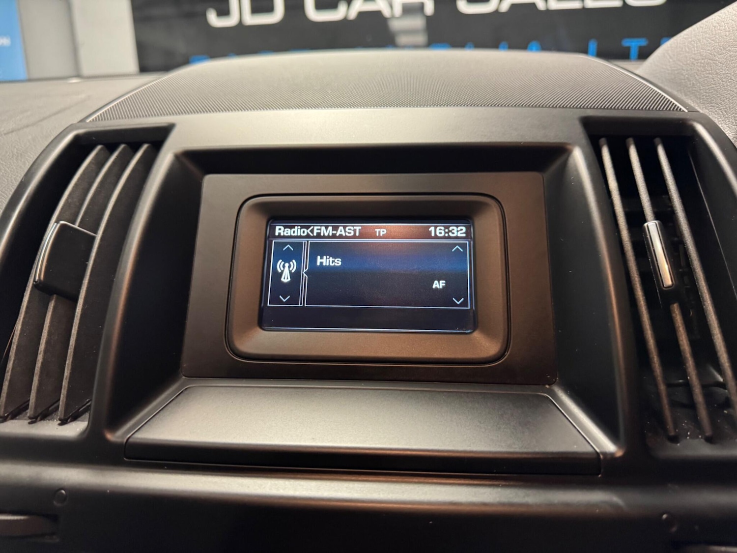 Used Land Rover Freelander 2 2013 for sale - 77395947: Photo 30