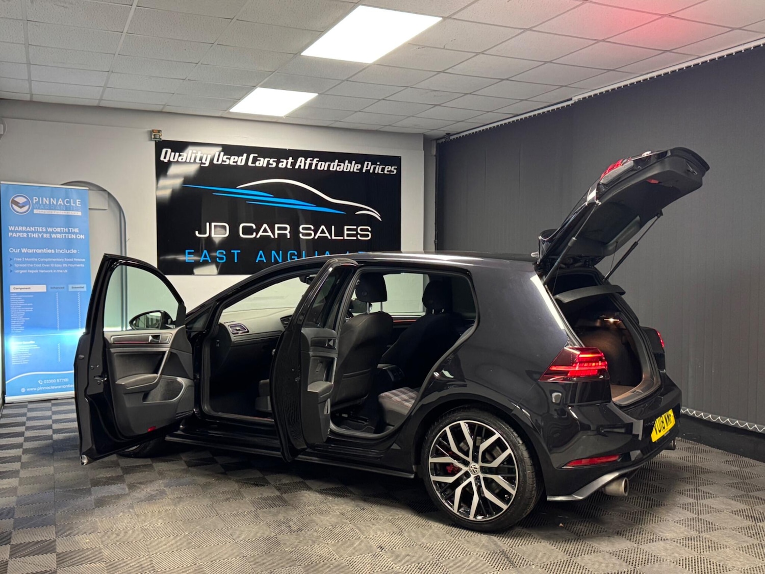 Used Volkswagen Golf 2018 for sale - 76936574: Photo 10