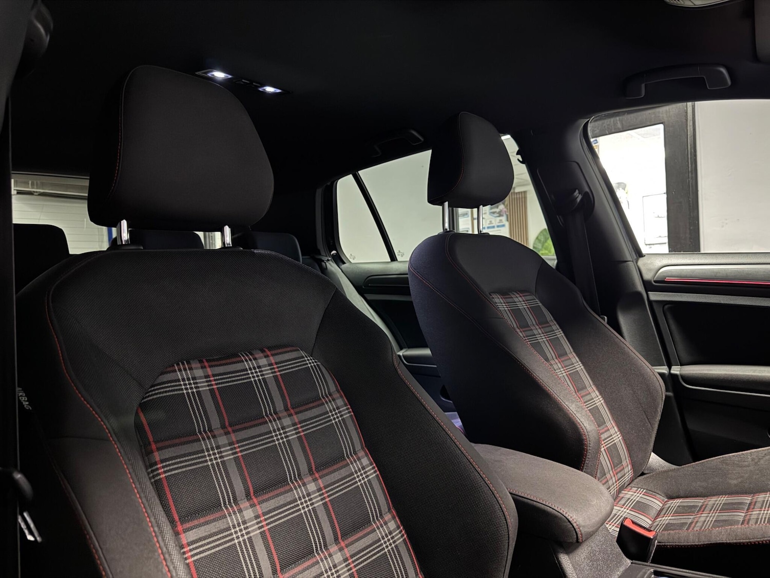 Used Volkswagen Golf 2018 for sale - 76936574: Photo 18