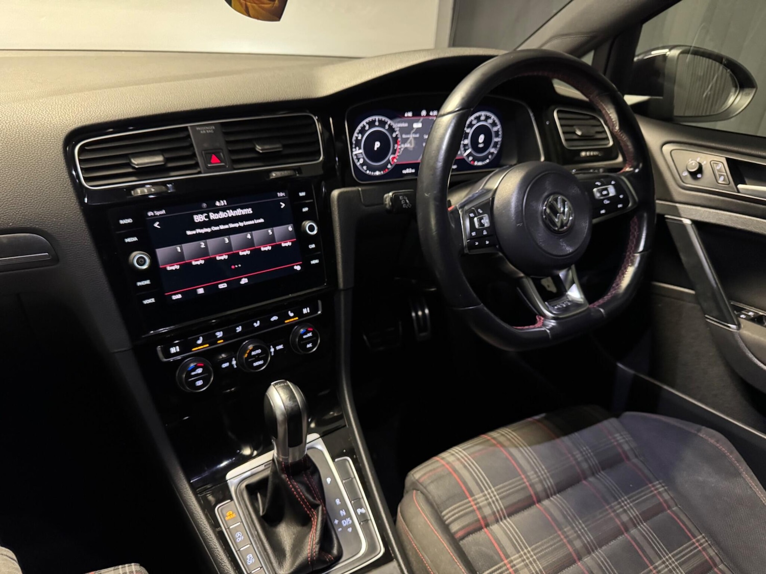 Used Volkswagen Golf 2018 for sale - 76936574: Photo 25