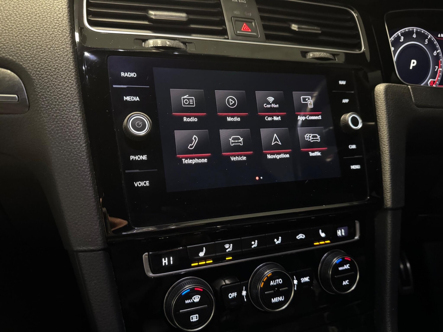 Used Volkswagen Golf 2018 for sale - 76936574: Photo 29