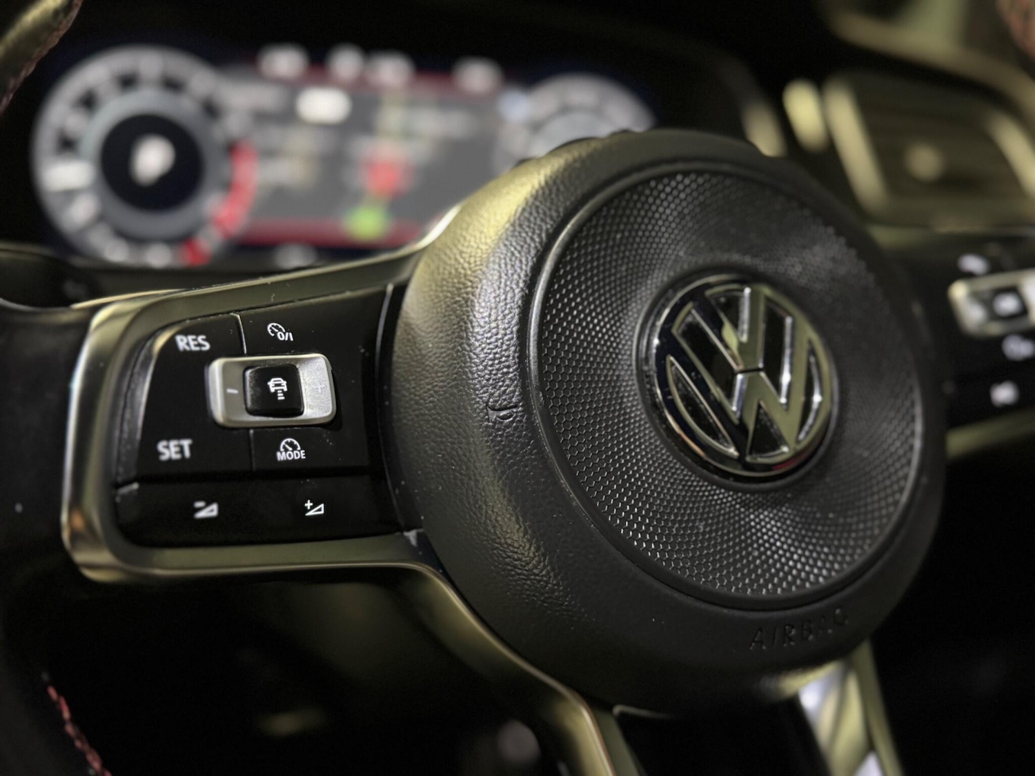 Used Volkswagen Golf 2018 for sale - 76936574: Photo 41