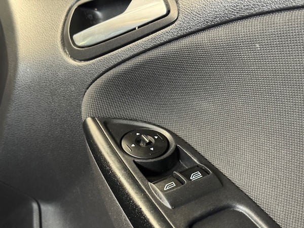 Used Ford Focus 2012 for sale - 76215172: Photo 17