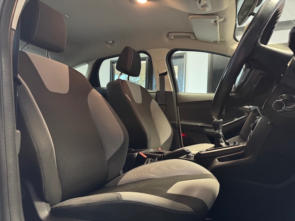 Used Ford Focus 2012 for sale - 76215172: Photo 19
