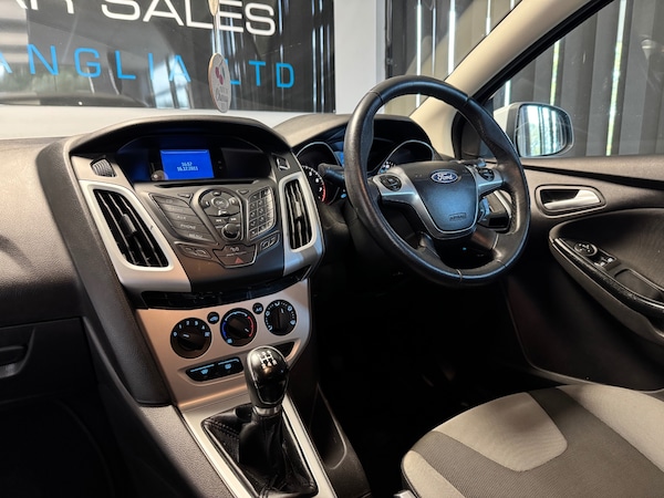 Used Ford Focus 2012 for sale - 76215172: Photo 21