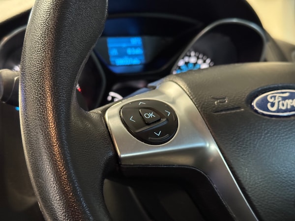Used Ford Focus 2012 for sale - 76215172: Photo 23