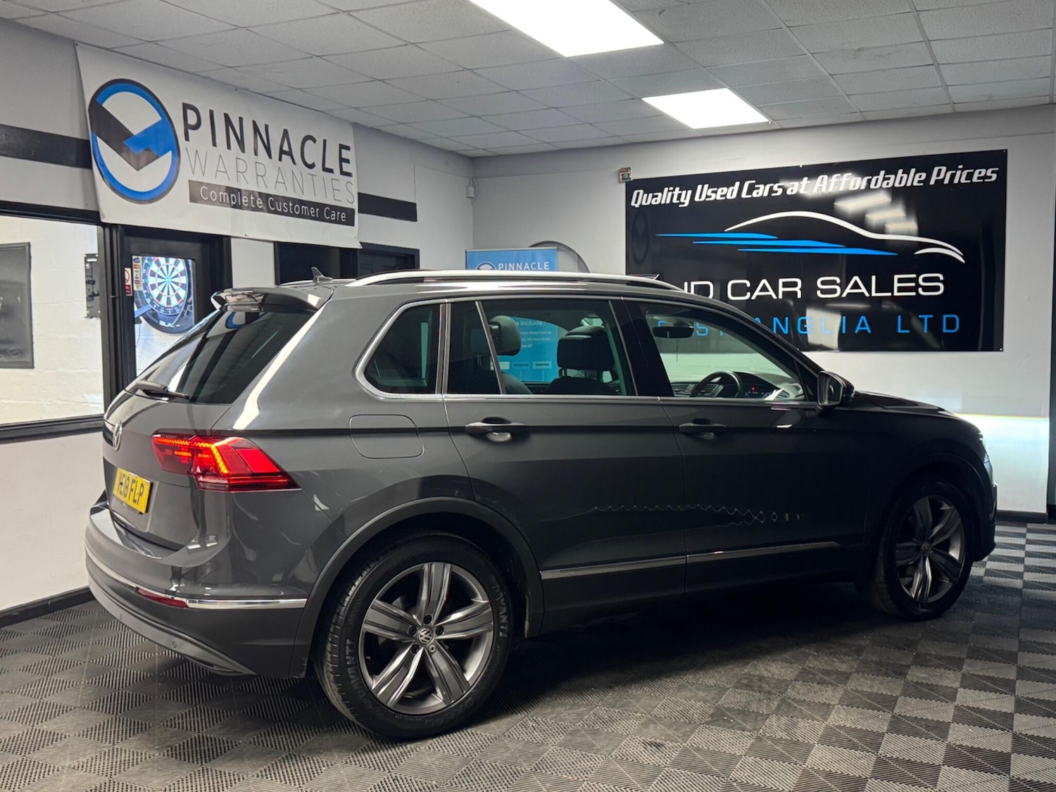 Used Volkswagen Tiguan 2018 for sale - 77626178: Photo 10