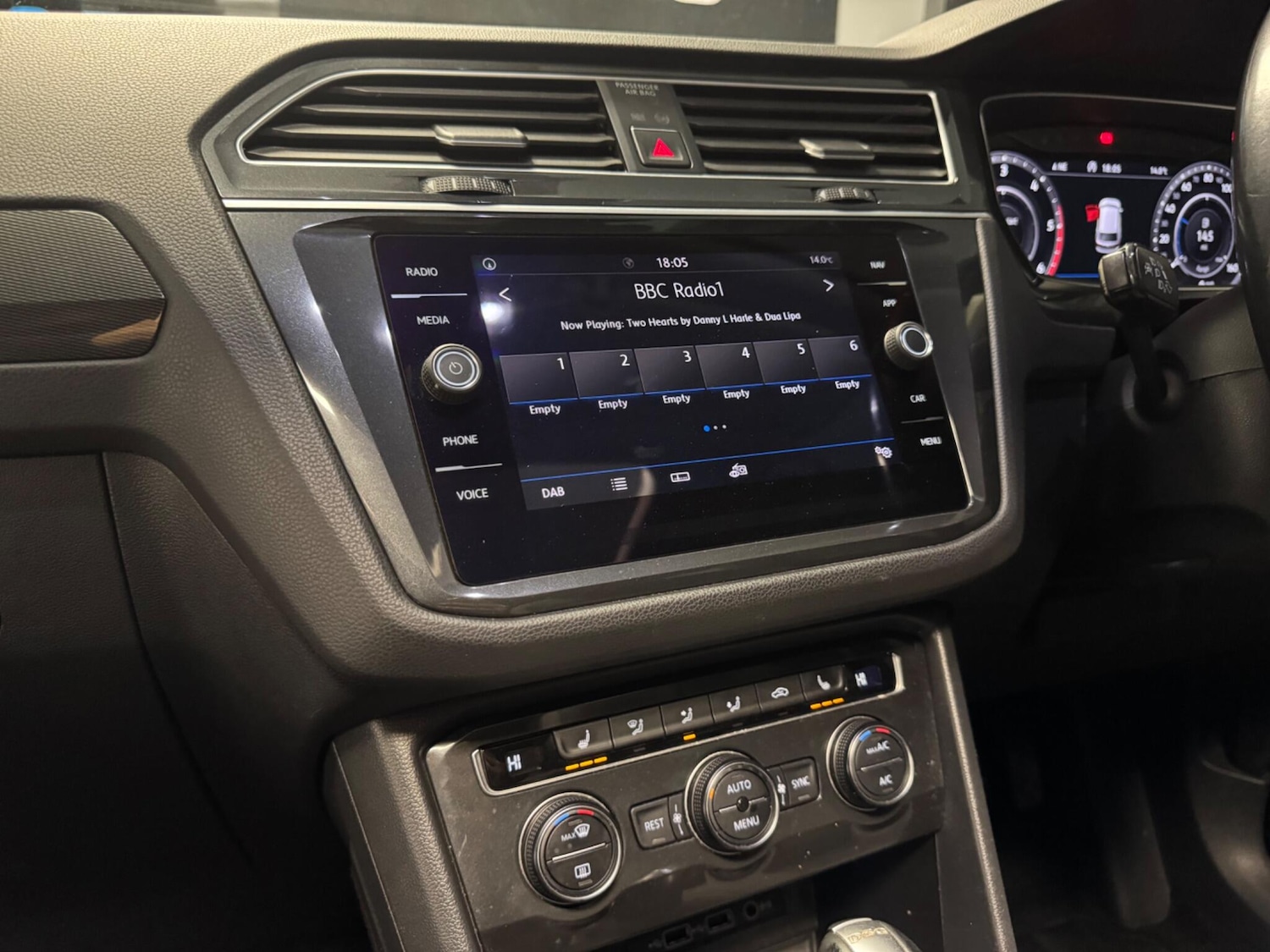 Used Volkswagen Tiguan 2018 for sale - 77626178: Photo 28