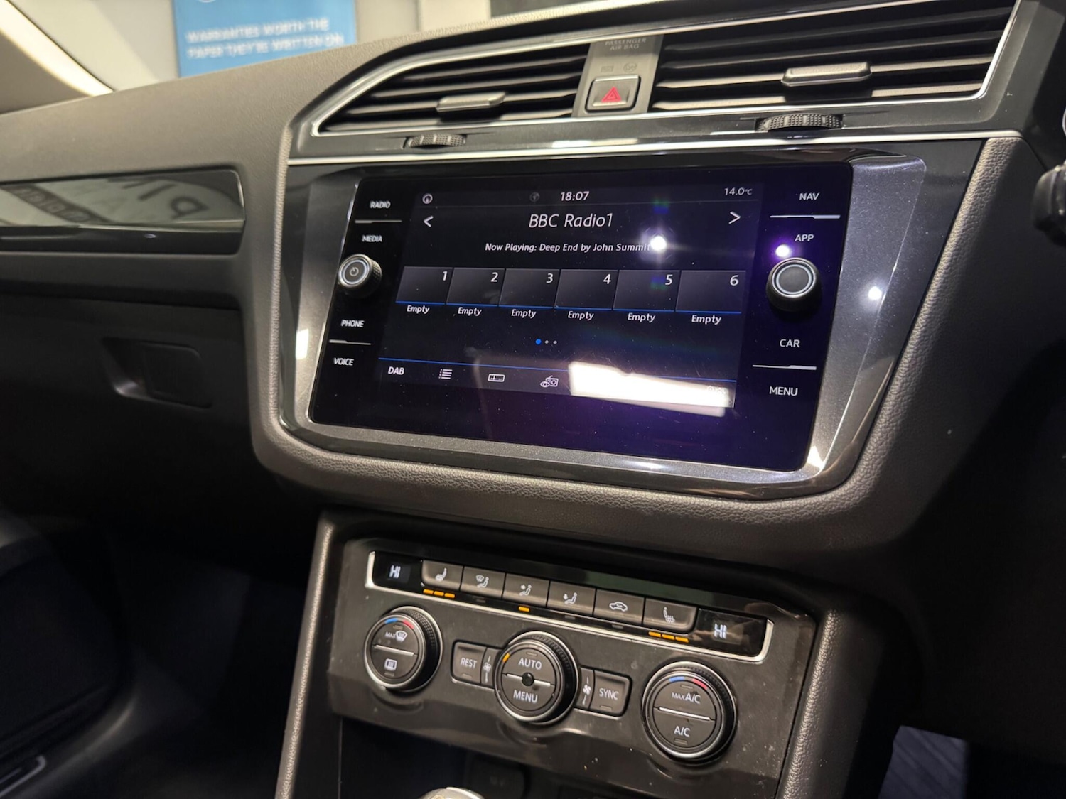 Used Volkswagen Tiguan 2018 for sale - 77626178: Photo 34