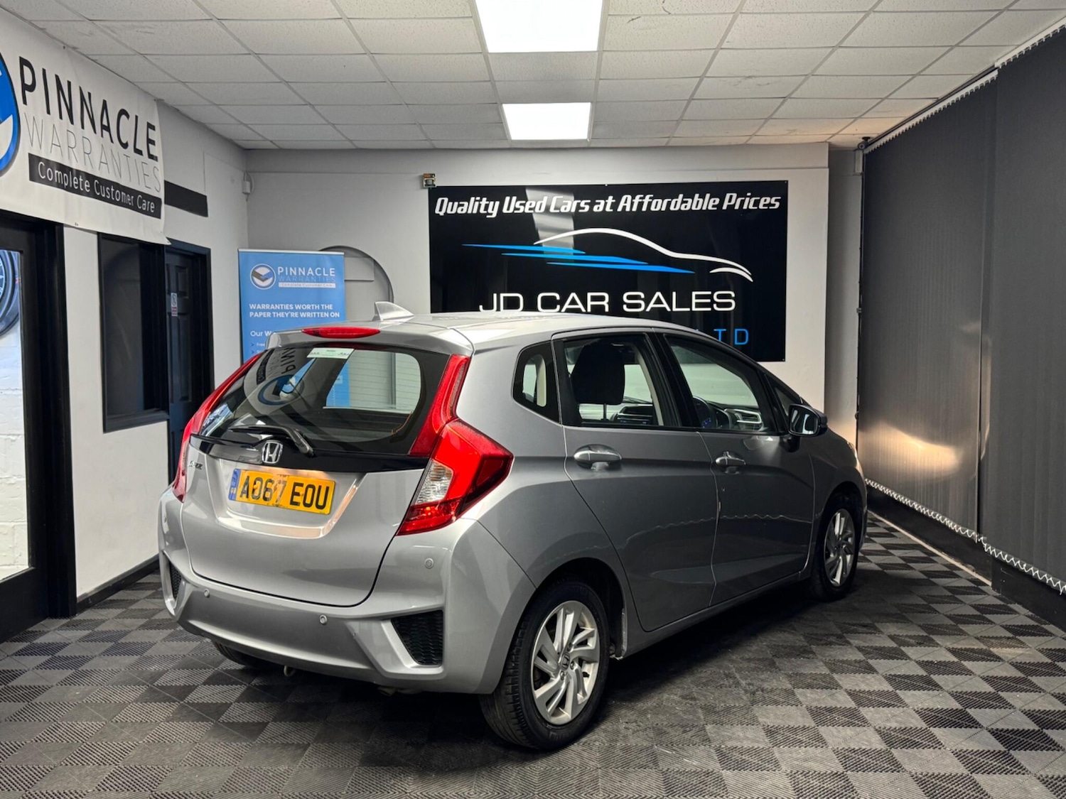 Used Honda Jazz 2017 for sale - 76801787: Photo 11