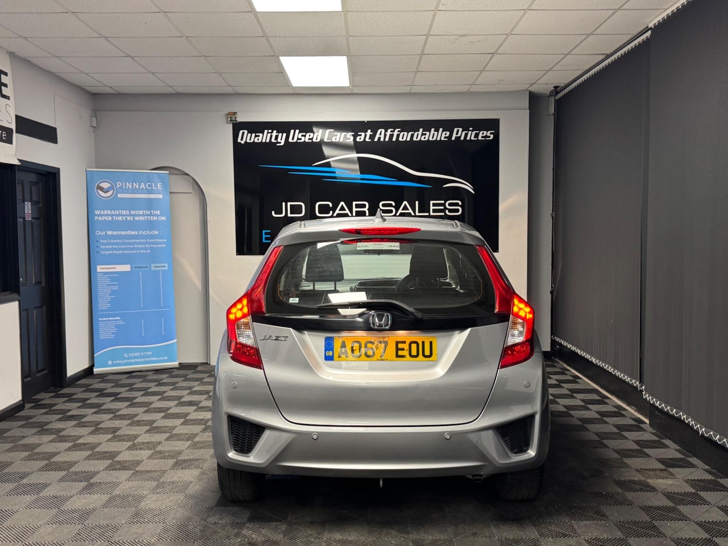 Used Honda Jazz 2017 for sale - 76801787: Photo 13