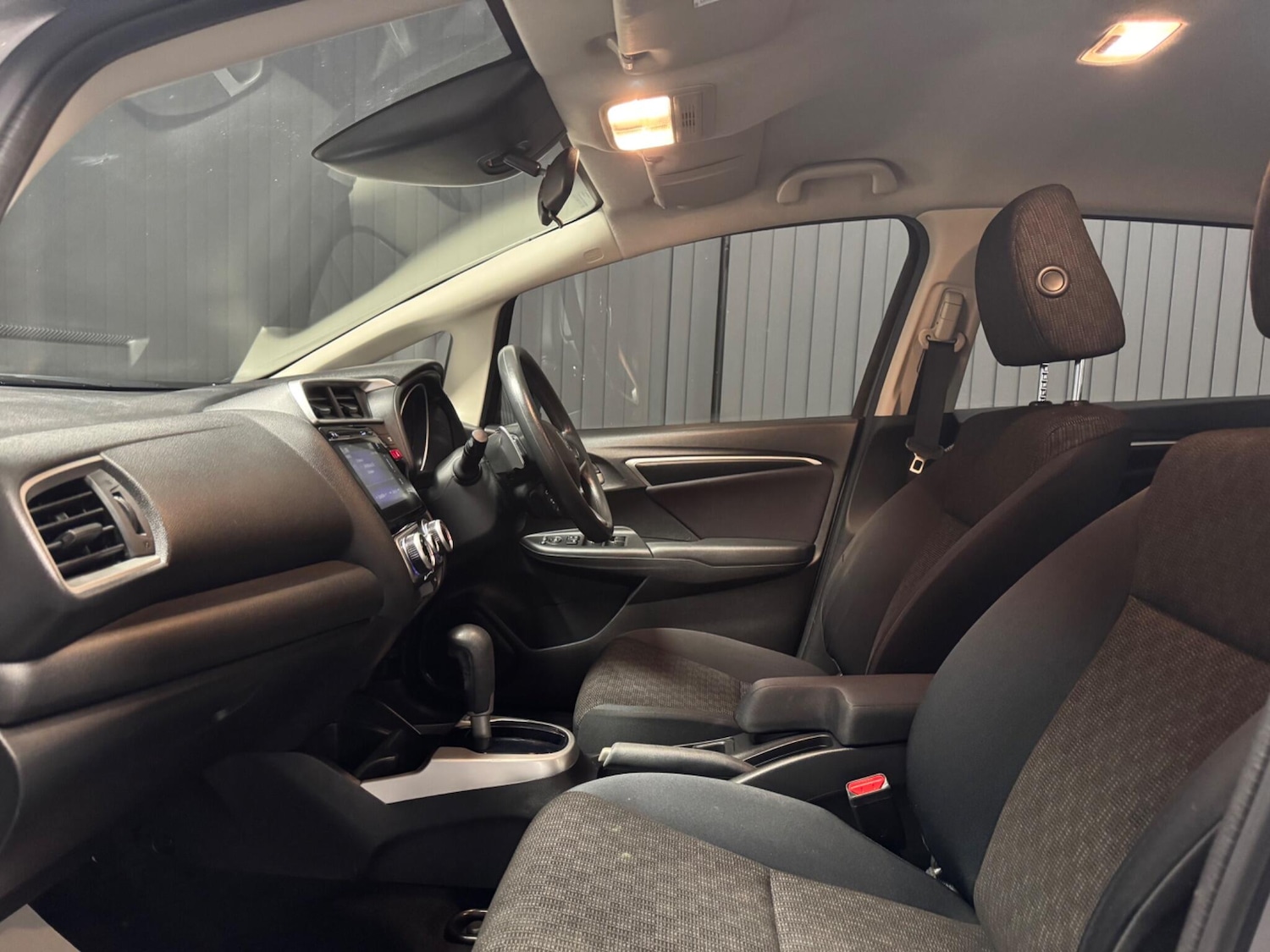 Used Honda Jazz 2017 for sale - 76801787: Photo 25