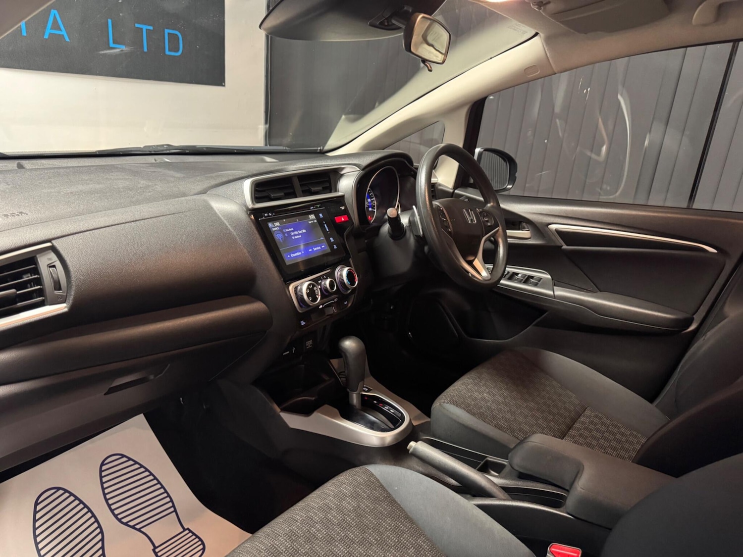 Used Honda Jazz 2017 for sale - 76801787: Photo 26