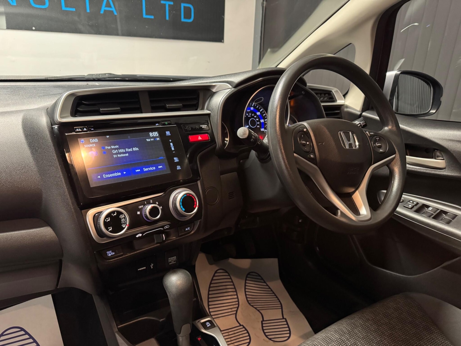 Used Honda Jazz 2017 for sale - 76801787: Photo 27