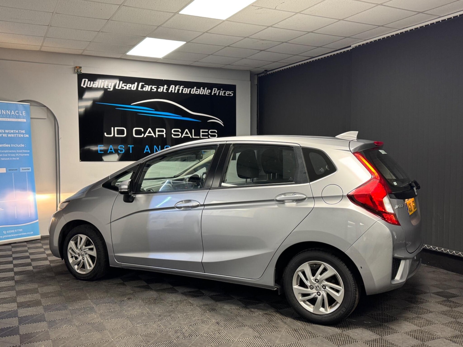 Used Honda Jazz 2017 for sale - 76801787: Photo 8