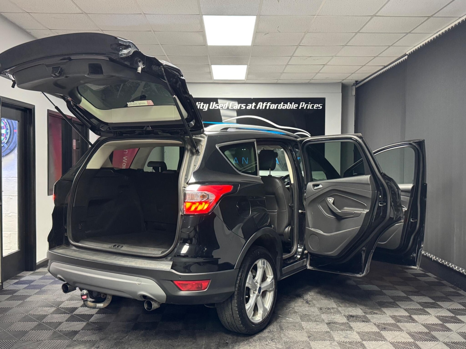 Used Ford Kuga 2018 for sale - 76423950: Photo 13