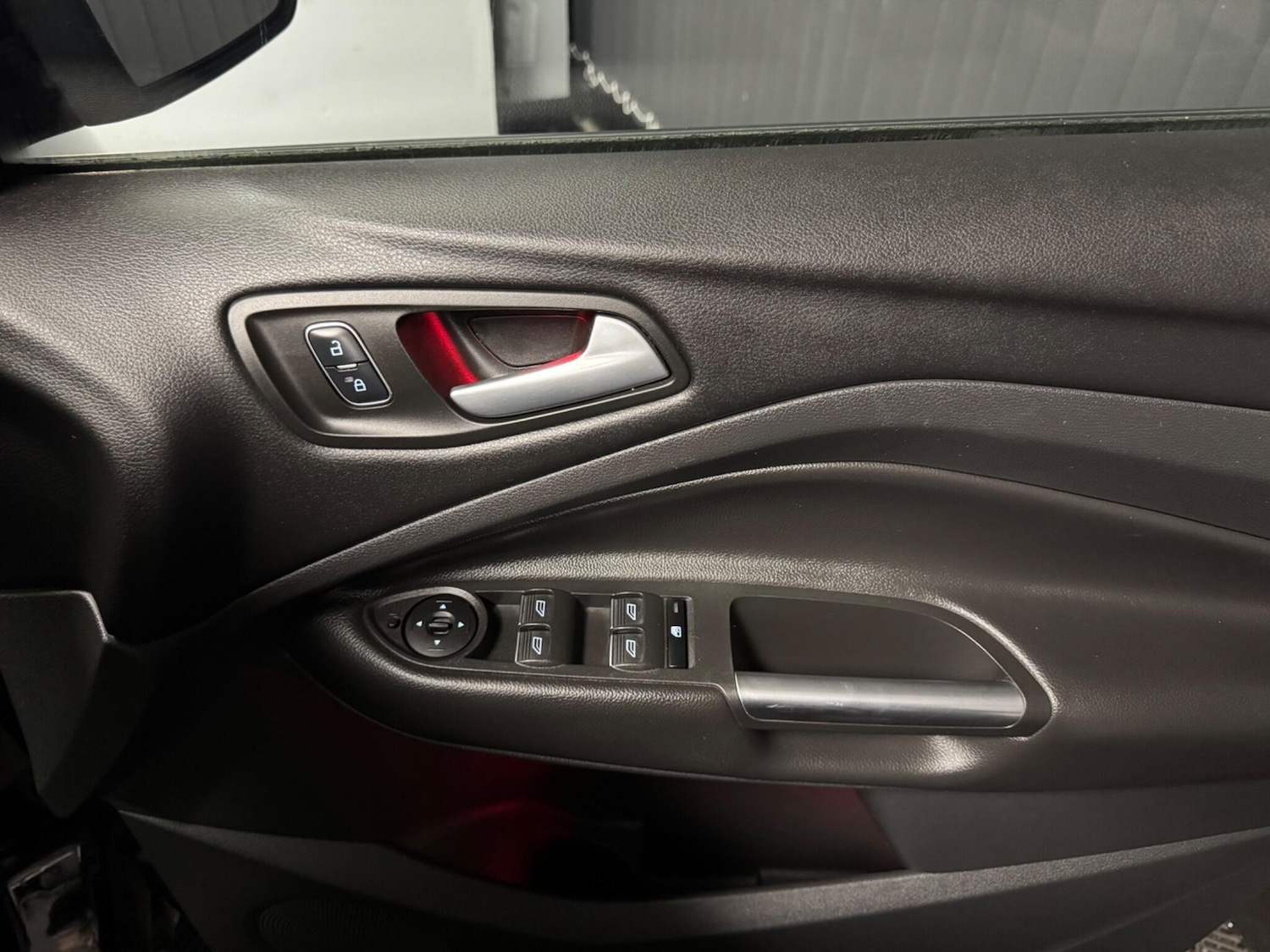 Used Ford Kuga 2018 for sale - 76423950: Photo 25